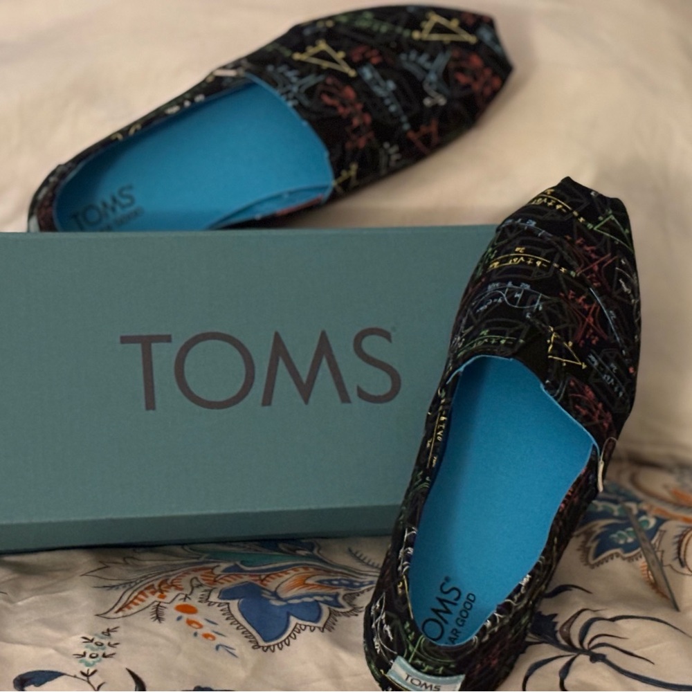Toms Glow in the Dark Slip-On Slippers - Picture 3 of 6